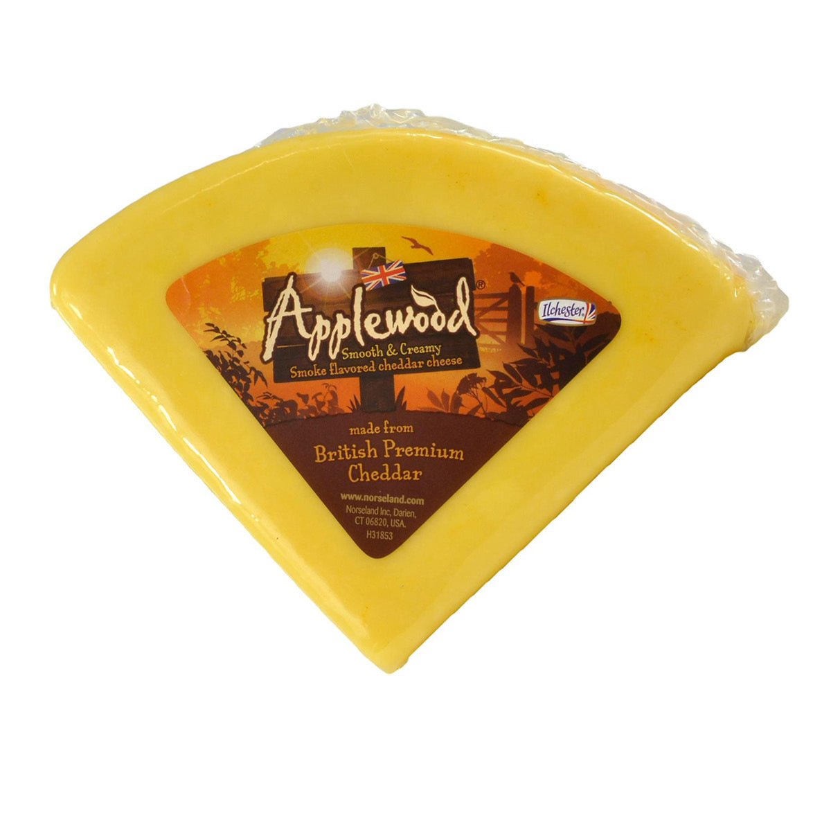 Ilchester Applewood Smoked Cheddar Wedge, 150g